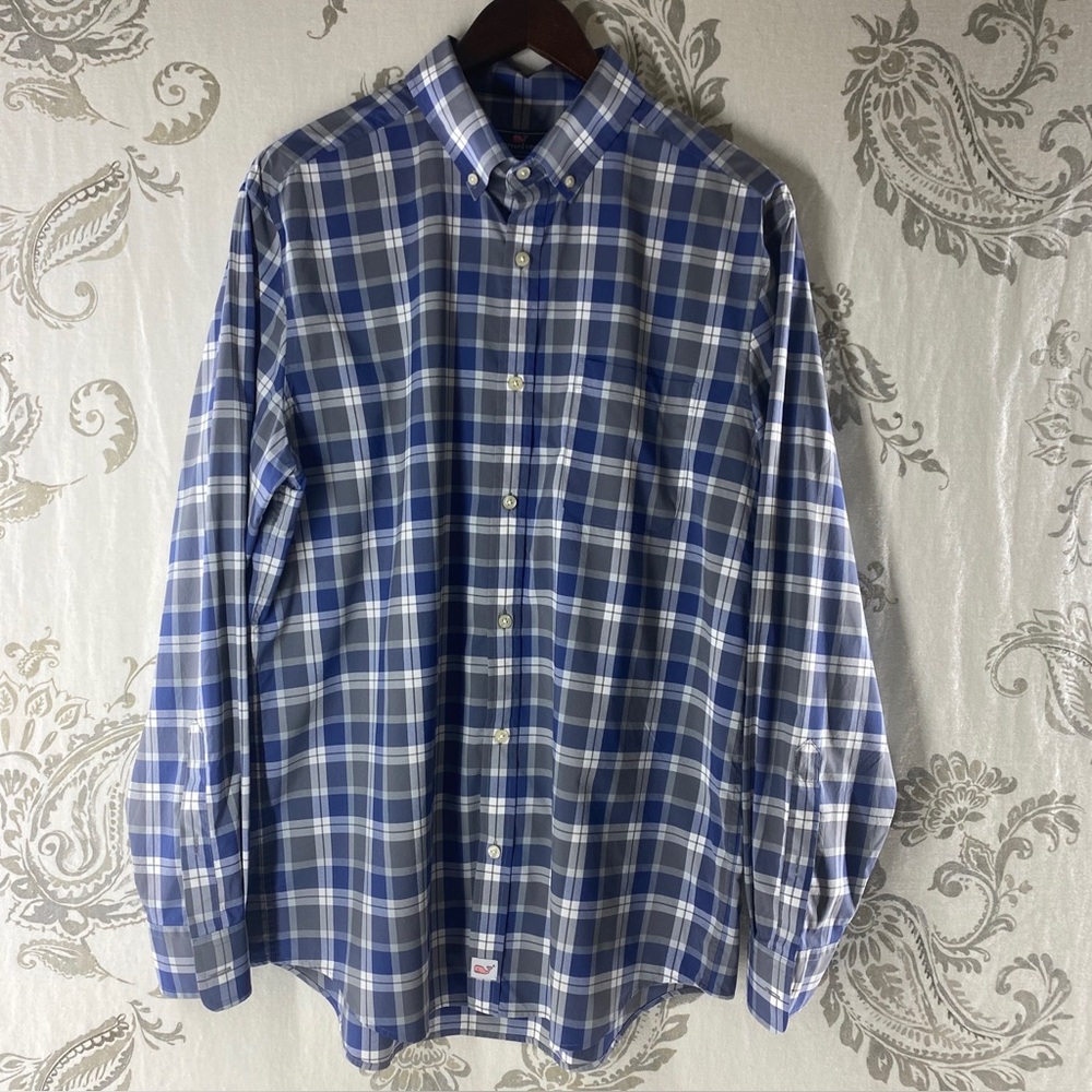 VINEYARD VINES Performance Blue
Plaid Stretch Size L Classic Fit
Murray Shirt